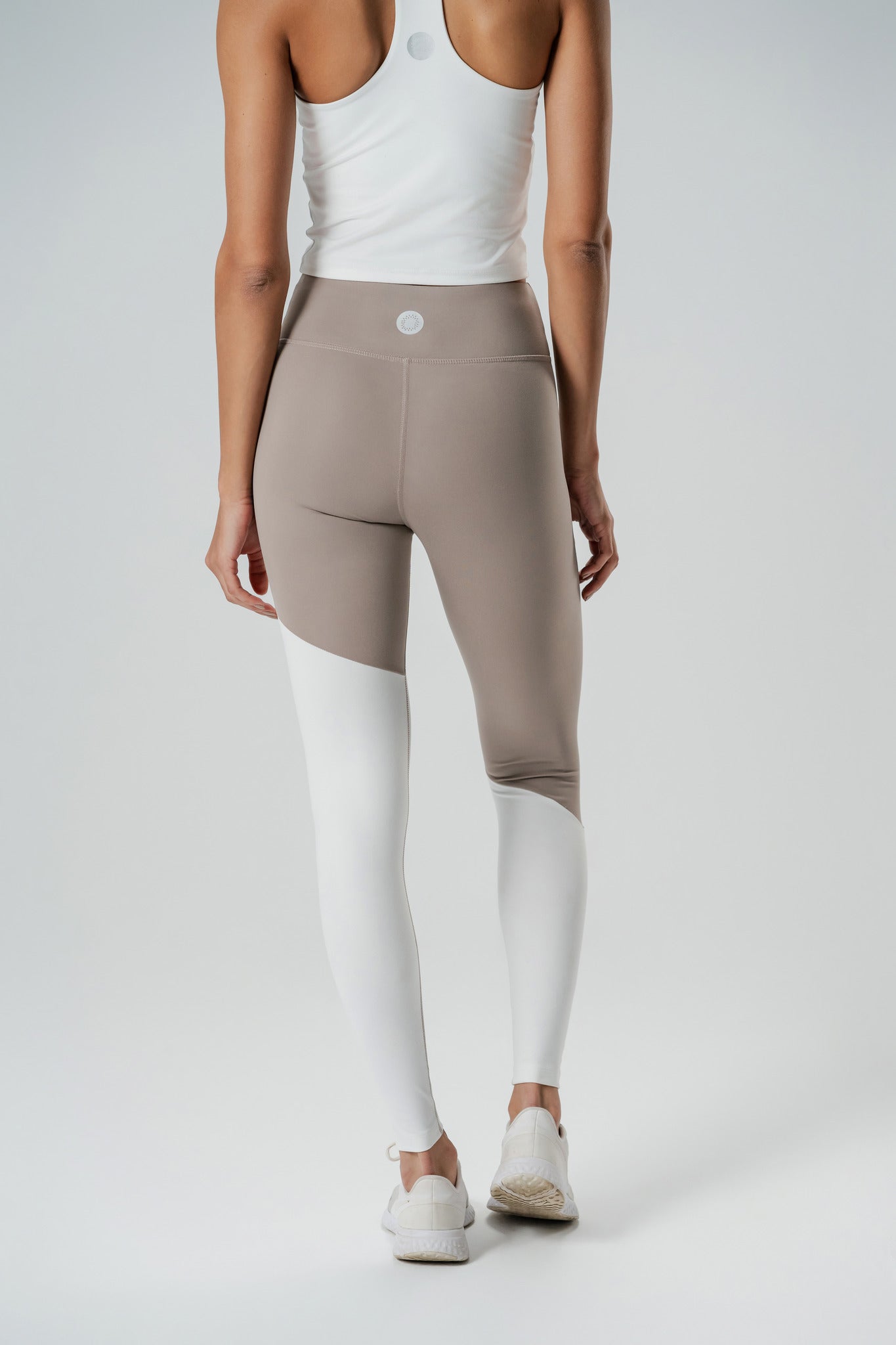 Beige & White Color Block Leggings