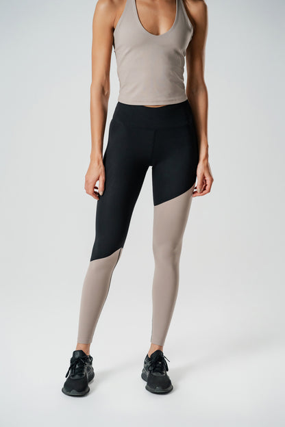 Beige & Black Color Block Leggings