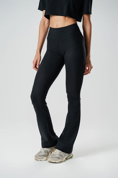 Onyx Flared Leggings