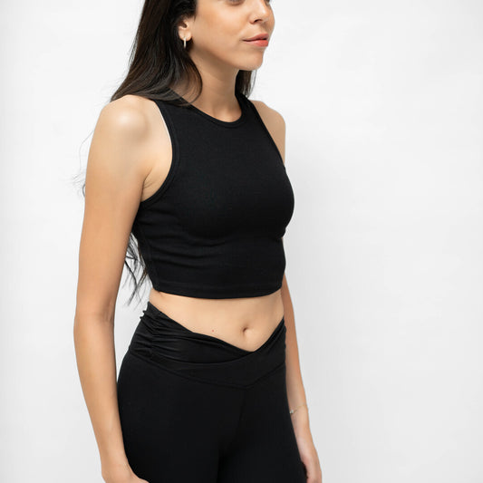 Cropped Black Ribbed Tank